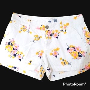 Old Navy Floral Pattern 3" Short,  size 0